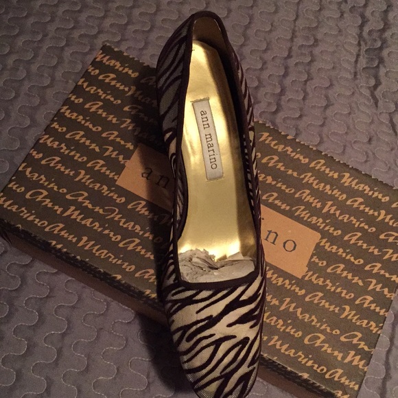 Shoes - Picture 2 of 2